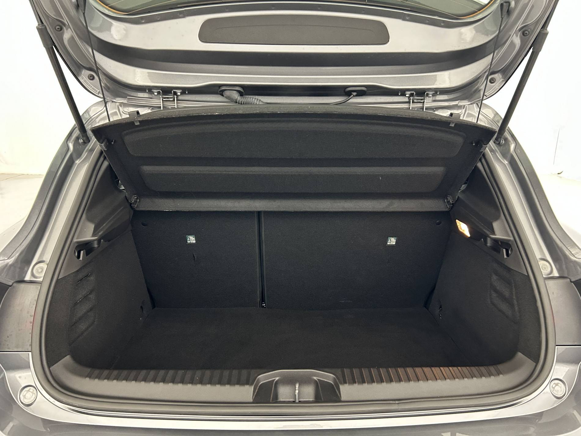 Vente en ligne Renault Clio 5 Clio E-Tech full hybrid 145 ch GSR2 au prix de 19 490 €