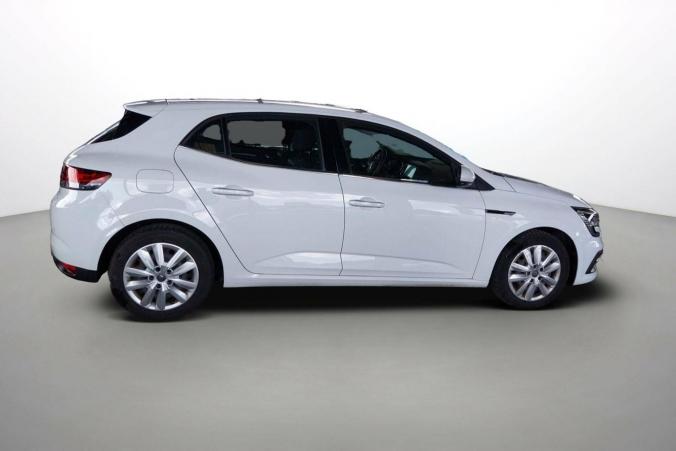 Vente en ligne Renault Megane 4 Mégane IV Berline Blue dCi 115 au prix de 16 490 €