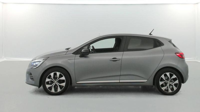 Vente en ligne Renault Clio 5 Clio E-Tech full hybrid 145 au prix de 17 990 €