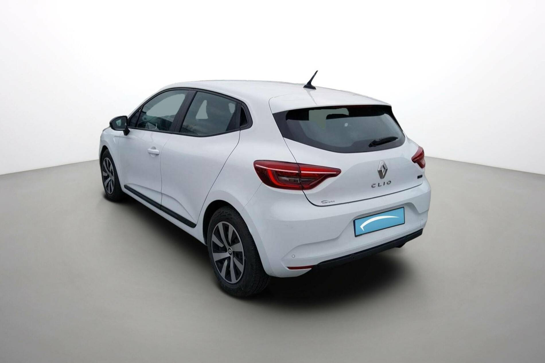 Vente en ligne Renault Clio 5 Clio E-Tech full hybrid 145 au prix de 17 790 €
