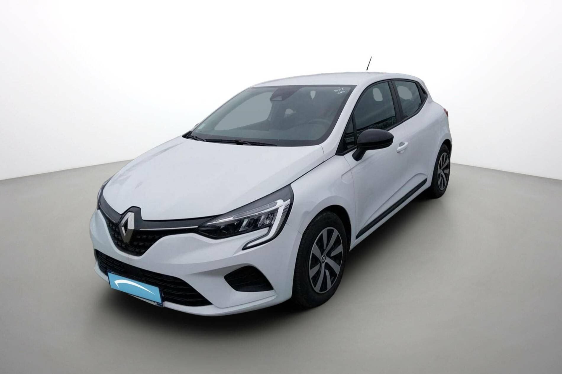 Renault Clio 5 Clio E-Tech full hybrid 145 occasion de 2023 en vente à Lannion