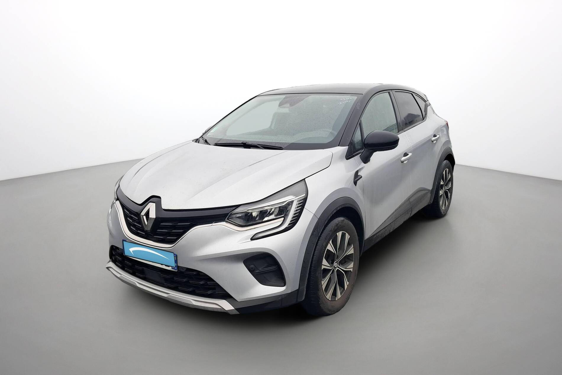 Renault Captur  E-Tech full hybrid 145 occasion de 2023 en vente à Lannion