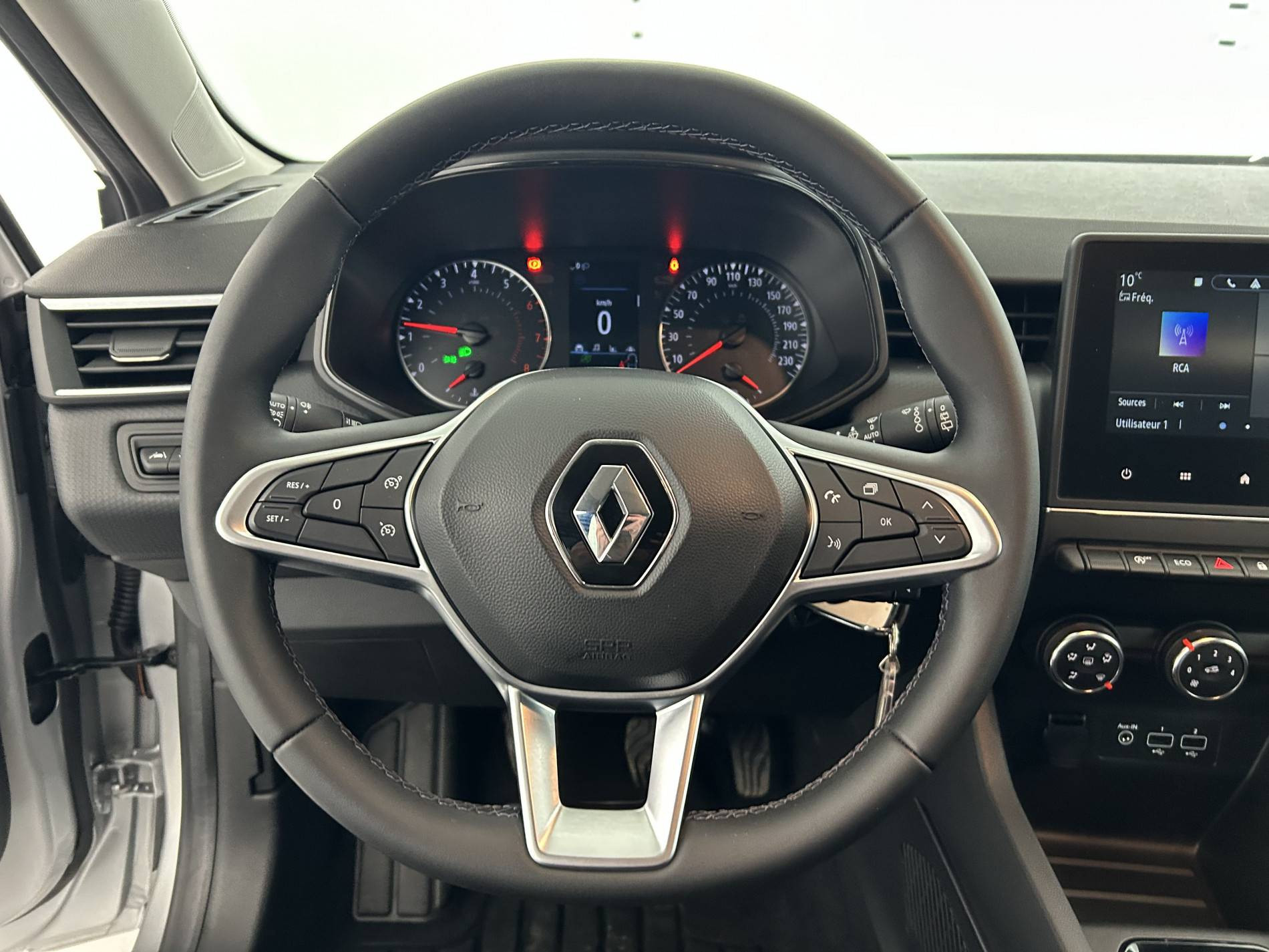 Vente en ligne Renault Clio 5 Clio TCe 90 au prix de 14 290 €