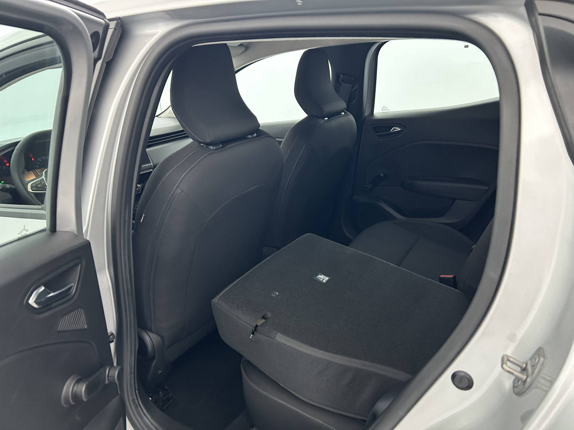 Vente en ligne Renault Clio 5 Clio TCe 90 au prix de 14 290 €