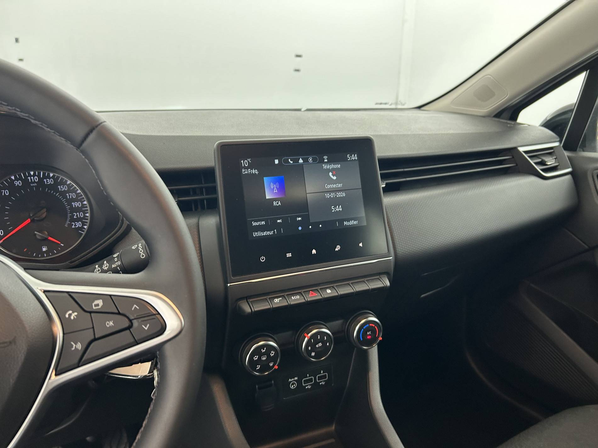 Vente en ligne Renault Clio 5 Clio TCe 90 au prix de 14 290 €