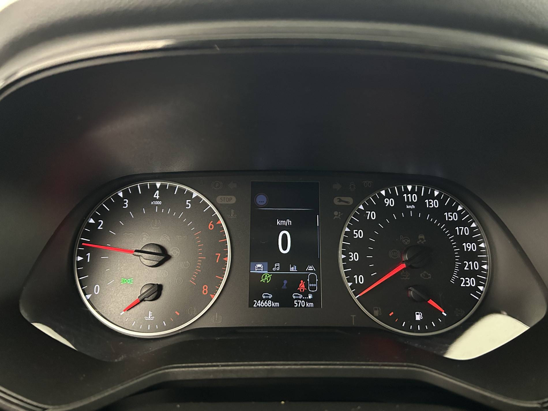 Vente en ligne Renault Clio 5 Clio TCe 90 au prix de 14 290 €