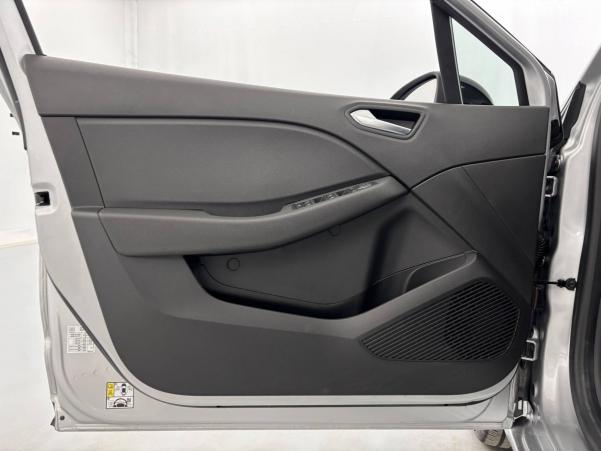 Vente en ligne Renault Clio 5 Clio TCe 90 au prix de 15 280 €