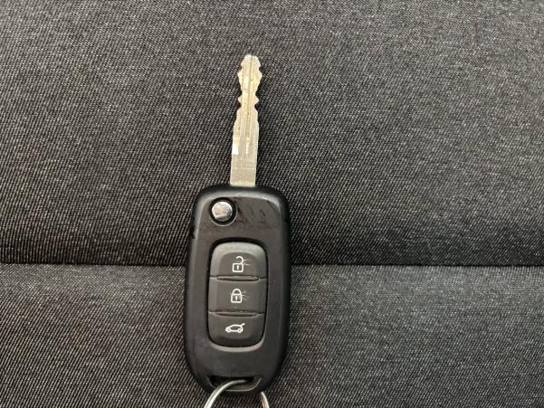 Vente en ligne Renault Clio 5 Clio TCe 90 au prix de 15 780 €