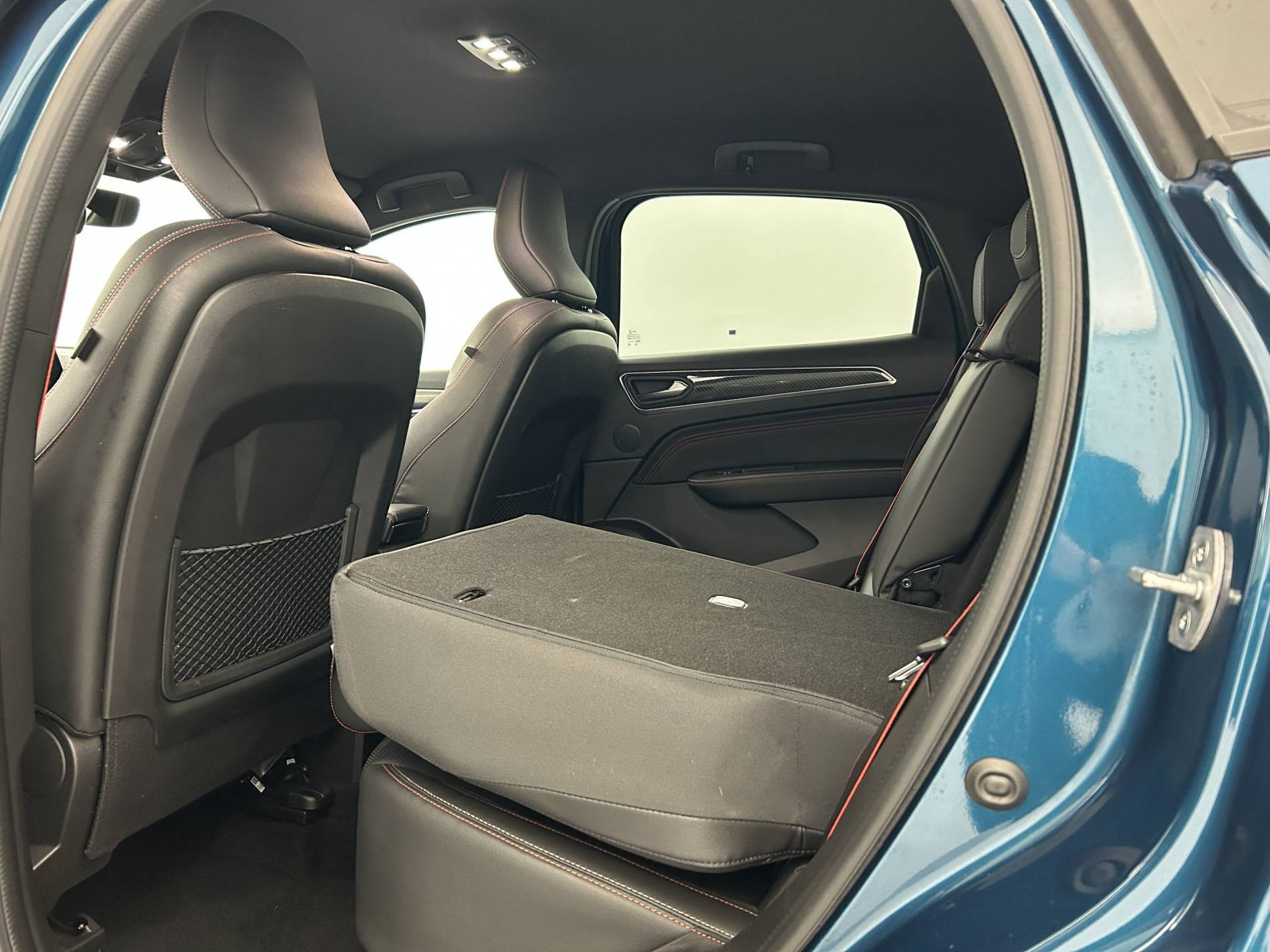 Vente en ligne Renault Arkana  E-Tech 145 - 21B au prix de 21 490 €