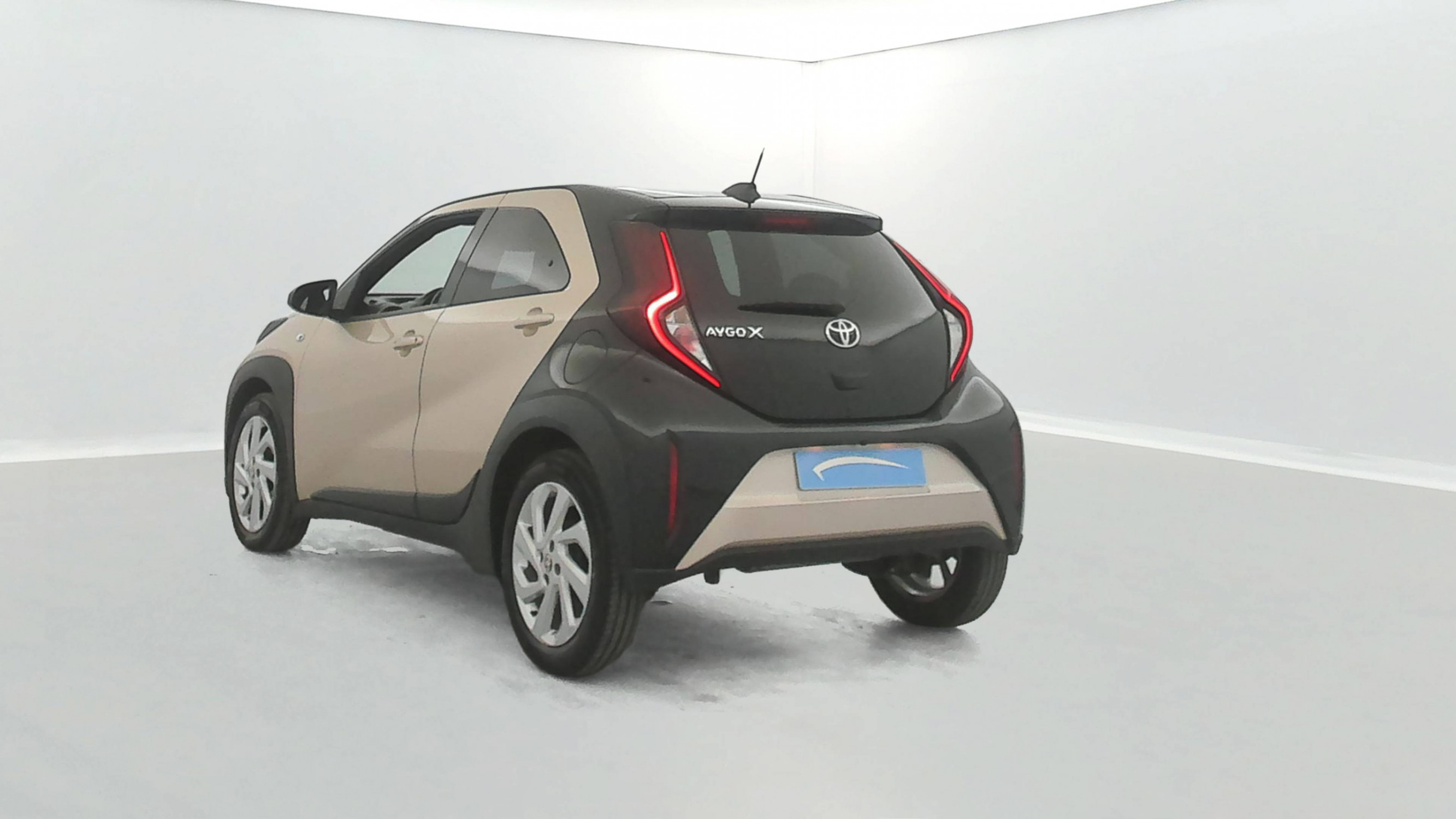 Vente en ligne Toyota Aygo X  1.0 VVT-i 72 S-CVT au prix de 15 490 €