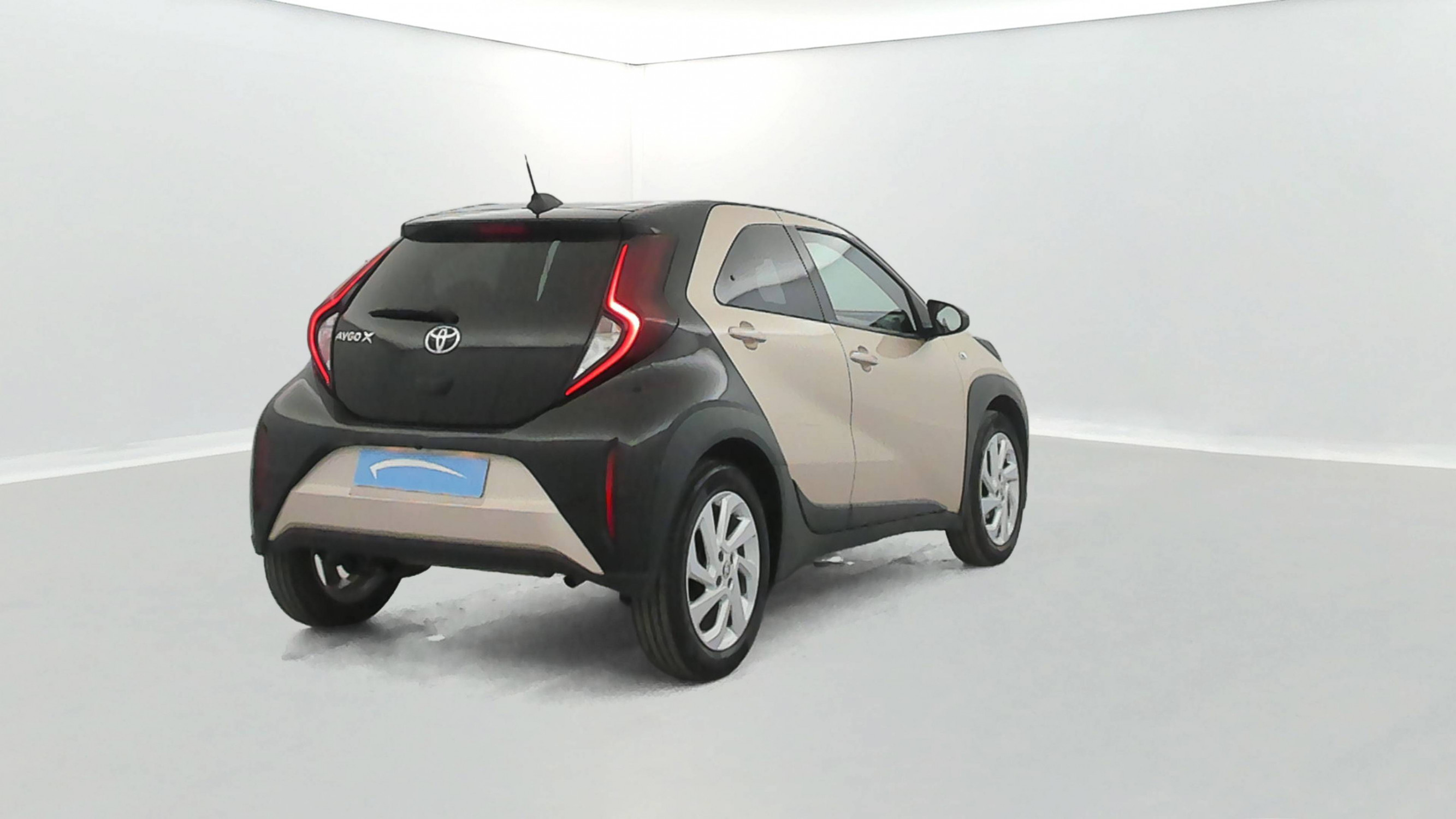 Vente en ligne Toyota Aygo X  1.0 VVT-i 72 S-CVT au prix de 15 490 €
