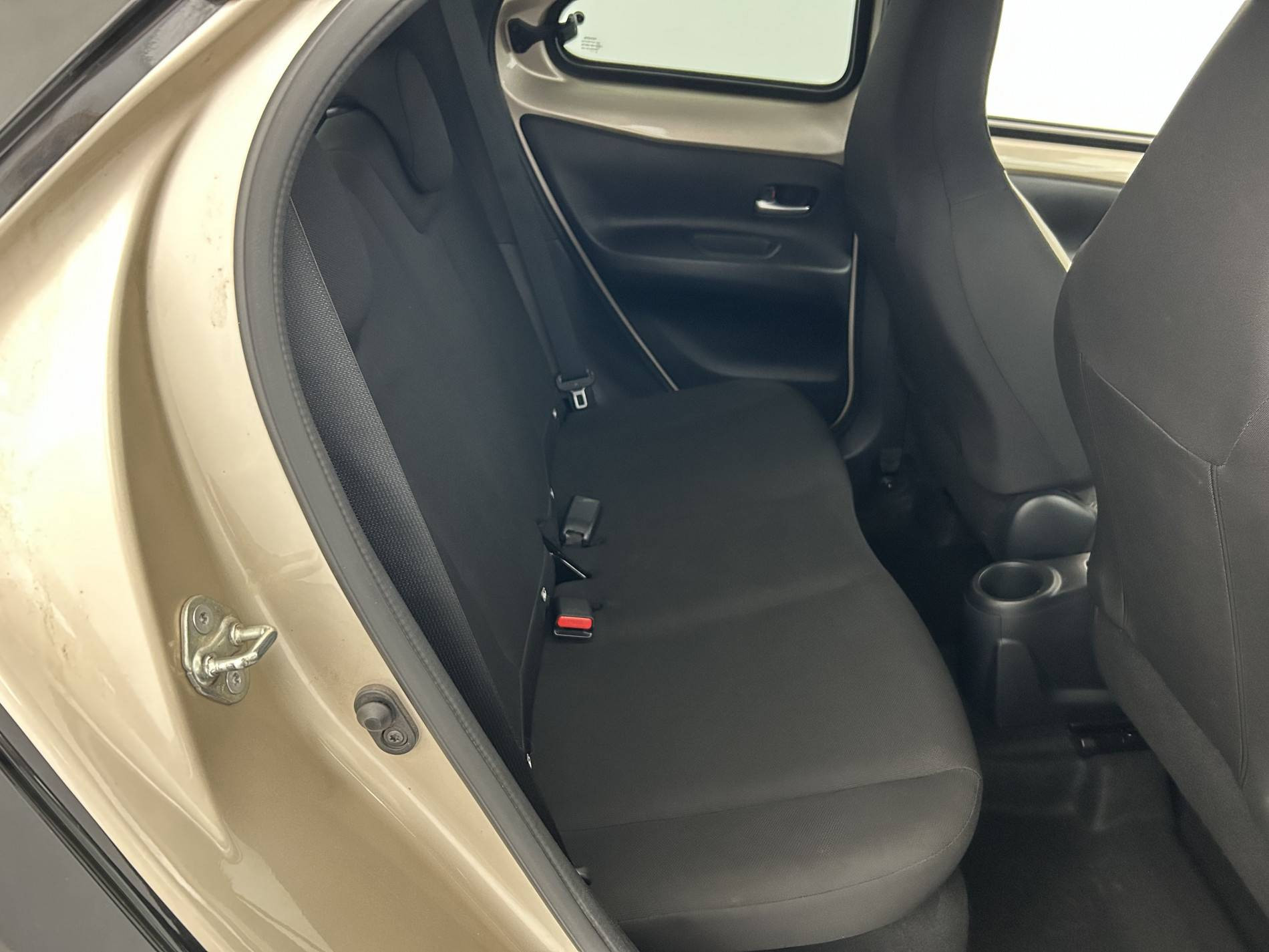 Vente en ligne Toyota Aygo X  1.0 VVT-i 72 S-CVT au prix de 15 490 €