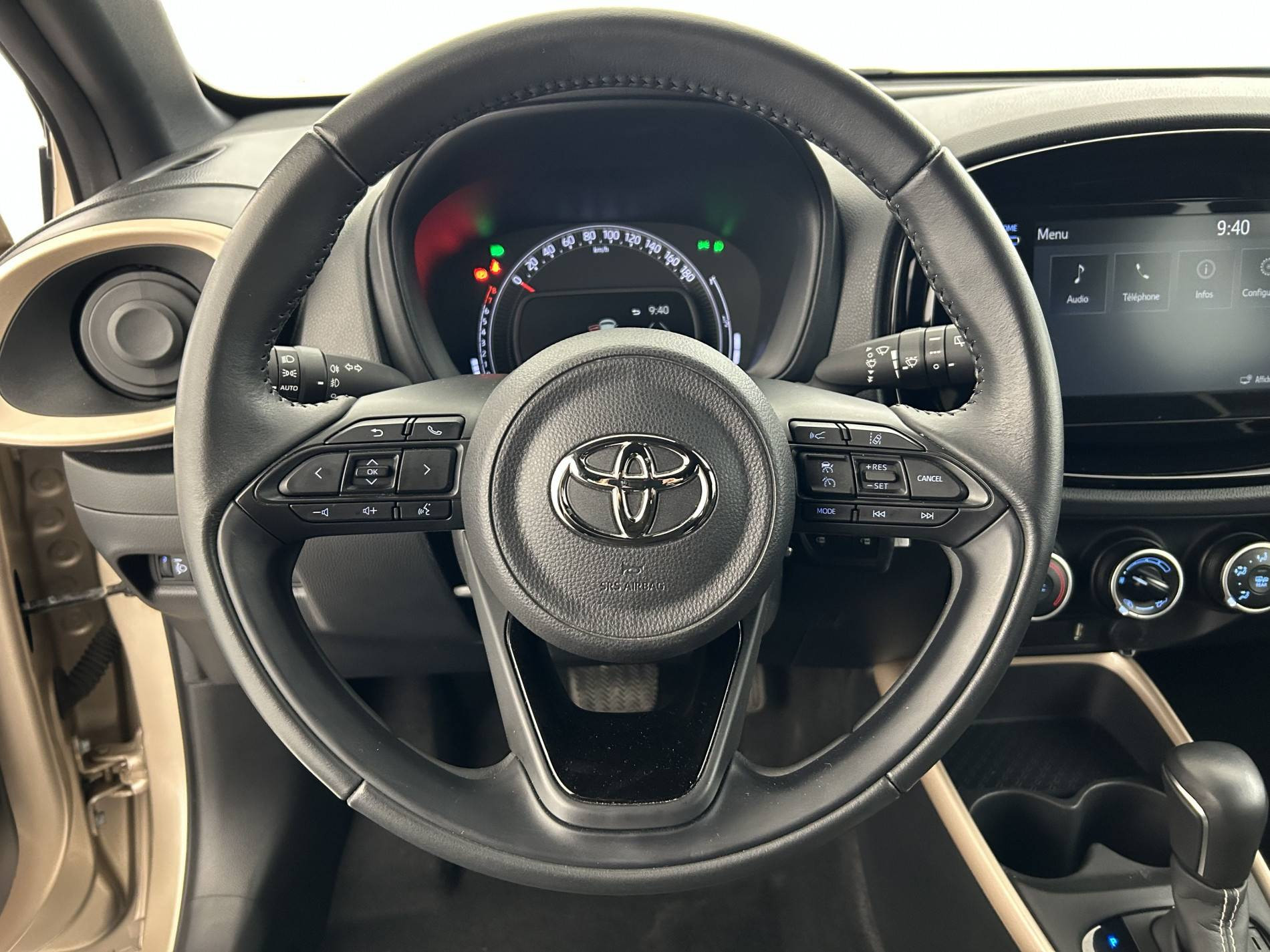 Vente en ligne Toyota Aygo X  1.0 VVT-i 72 S-CVT au prix de 15 490 €