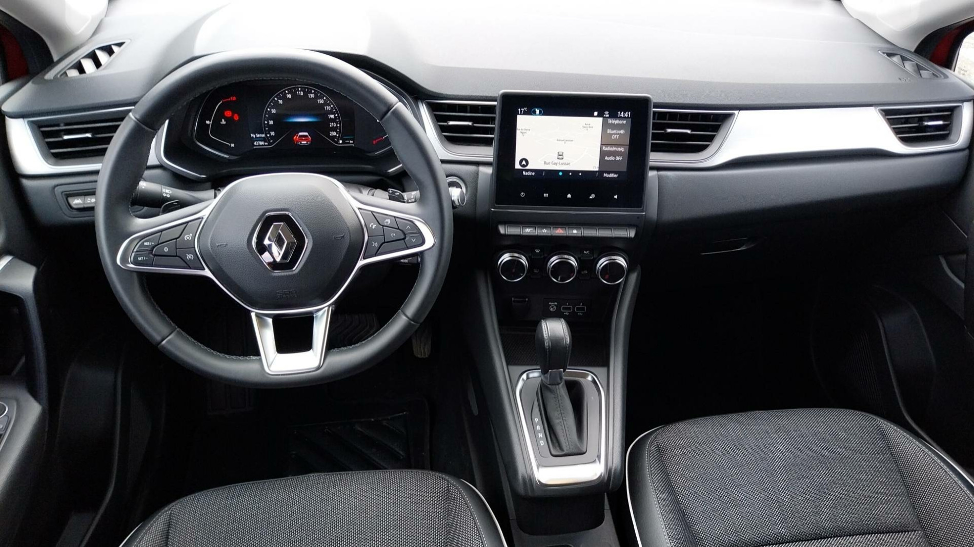 Vente en ligne Renault Captur  TCe 130 EDC FAP au prix de 16 990 €