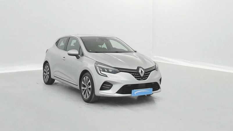 Vente en ligne Renault Clio 5 Clio E-Tech 140 au prix de 17 490 €