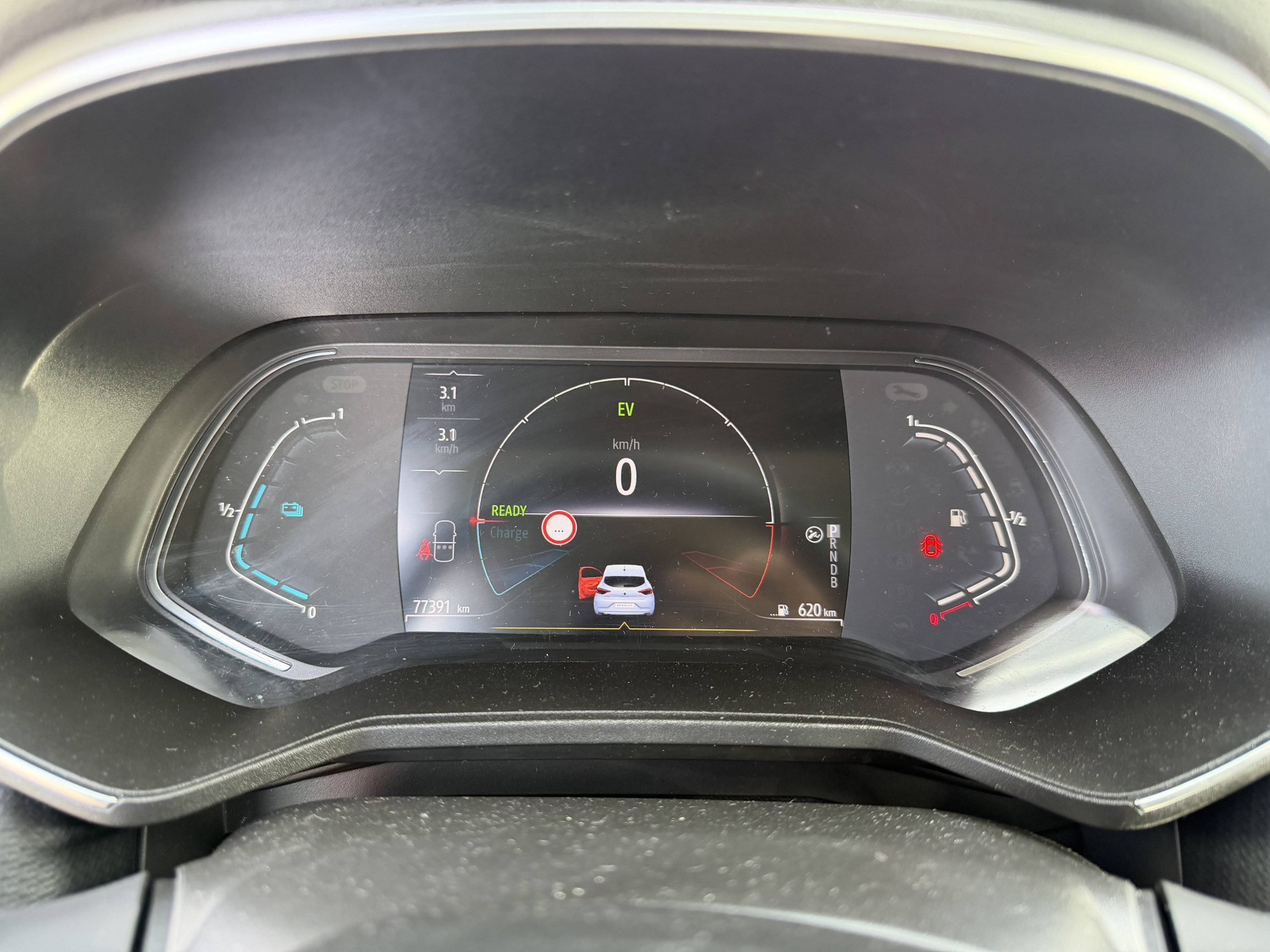 Vente en ligne Renault Clio 5 Clio E-Tech 140 au prix de 13 990 €