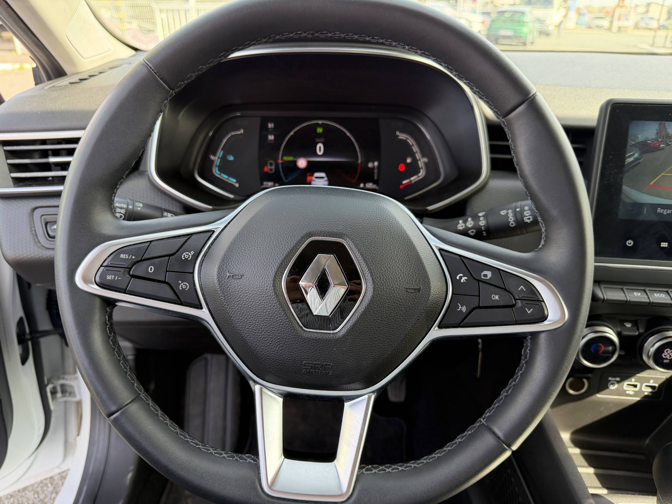 Vente en ligne Renault Clio 5 Clio E-Tech 140 au prix de 13 990 €