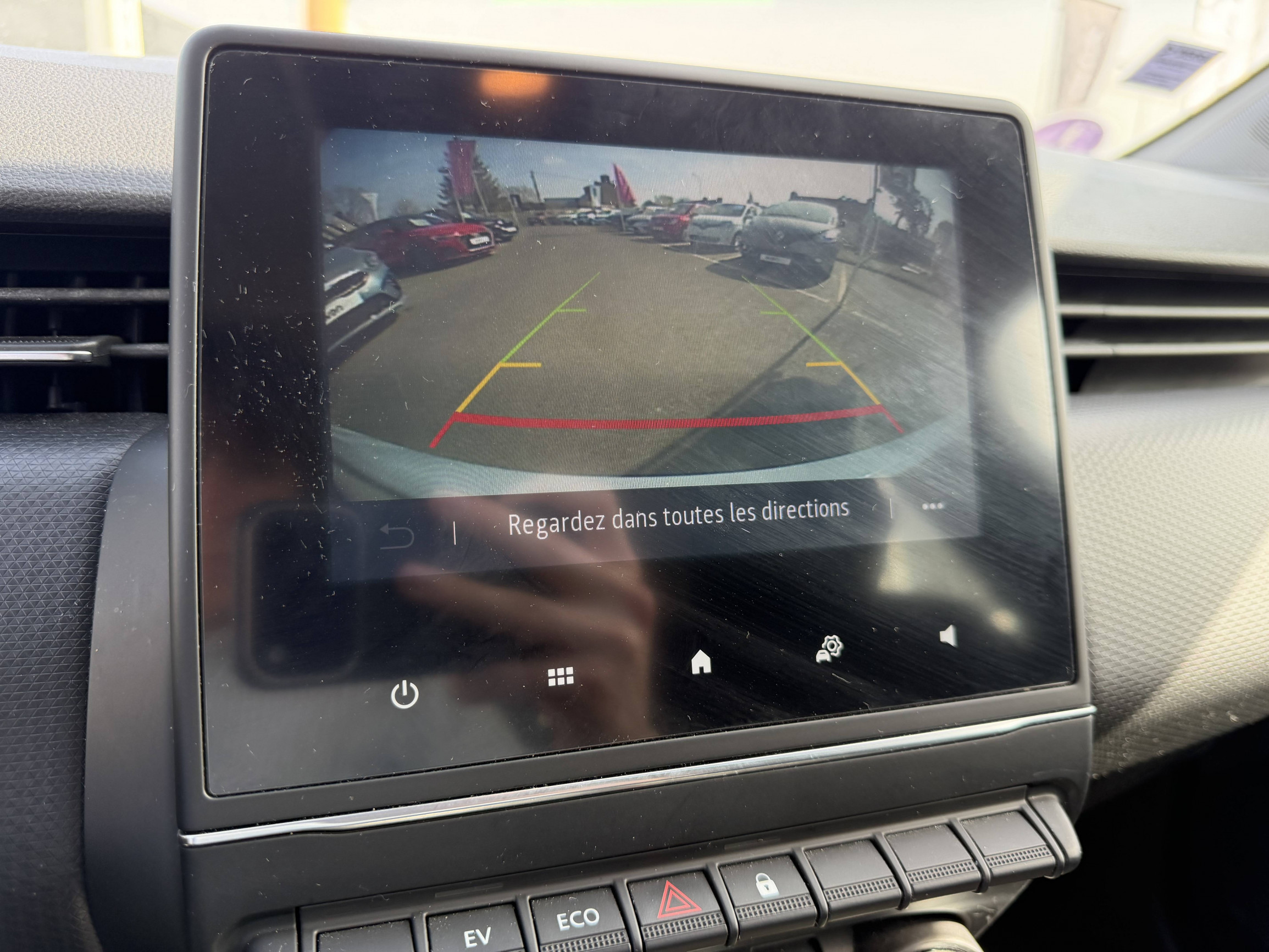 Vente en ligne Renault Clio 5 Clio E-Tech 140 au prix de 13 990 €