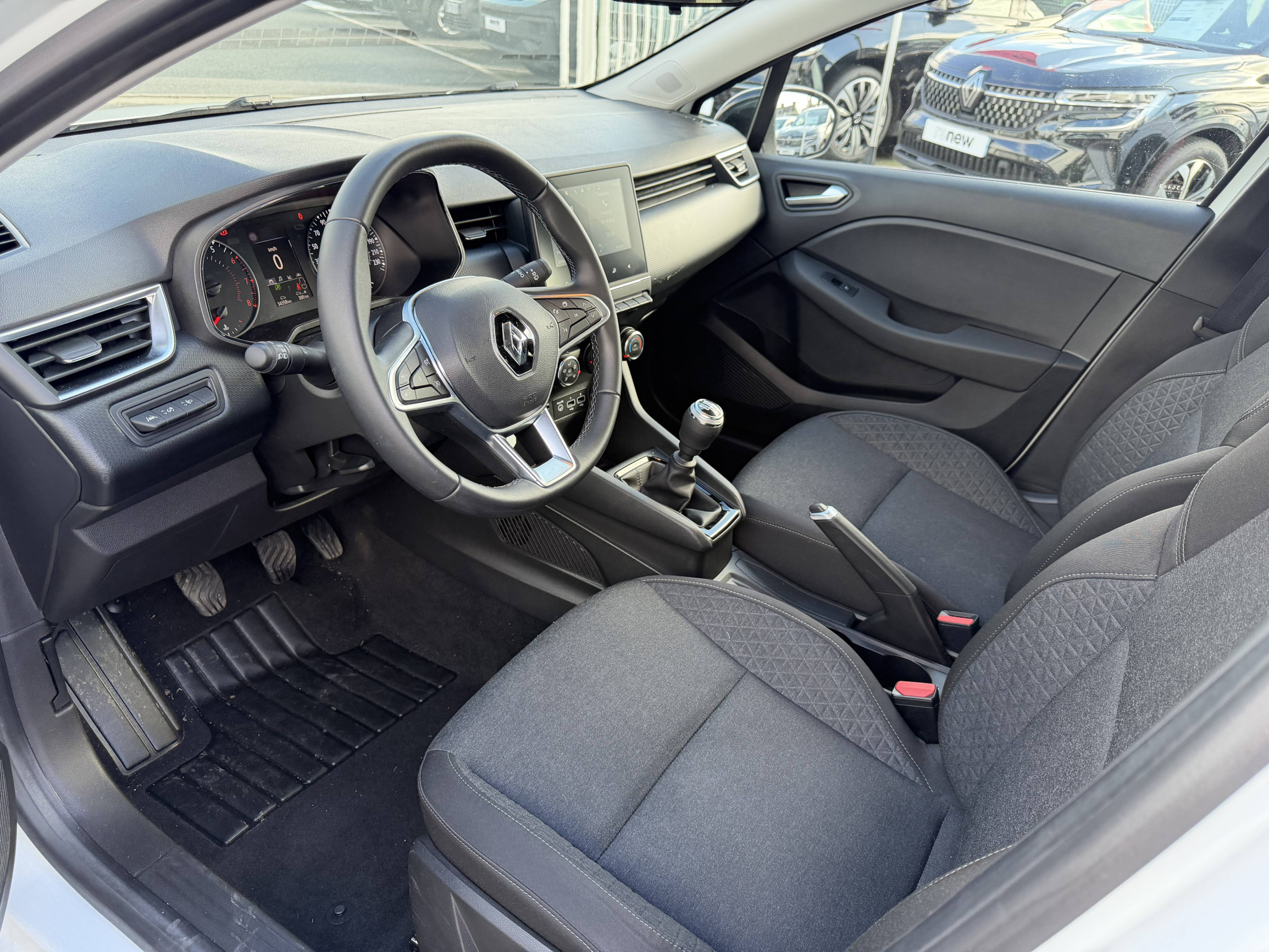 Vente en ligne Renault Clio 5 Clio TCe 90 au prix de 13 890 €