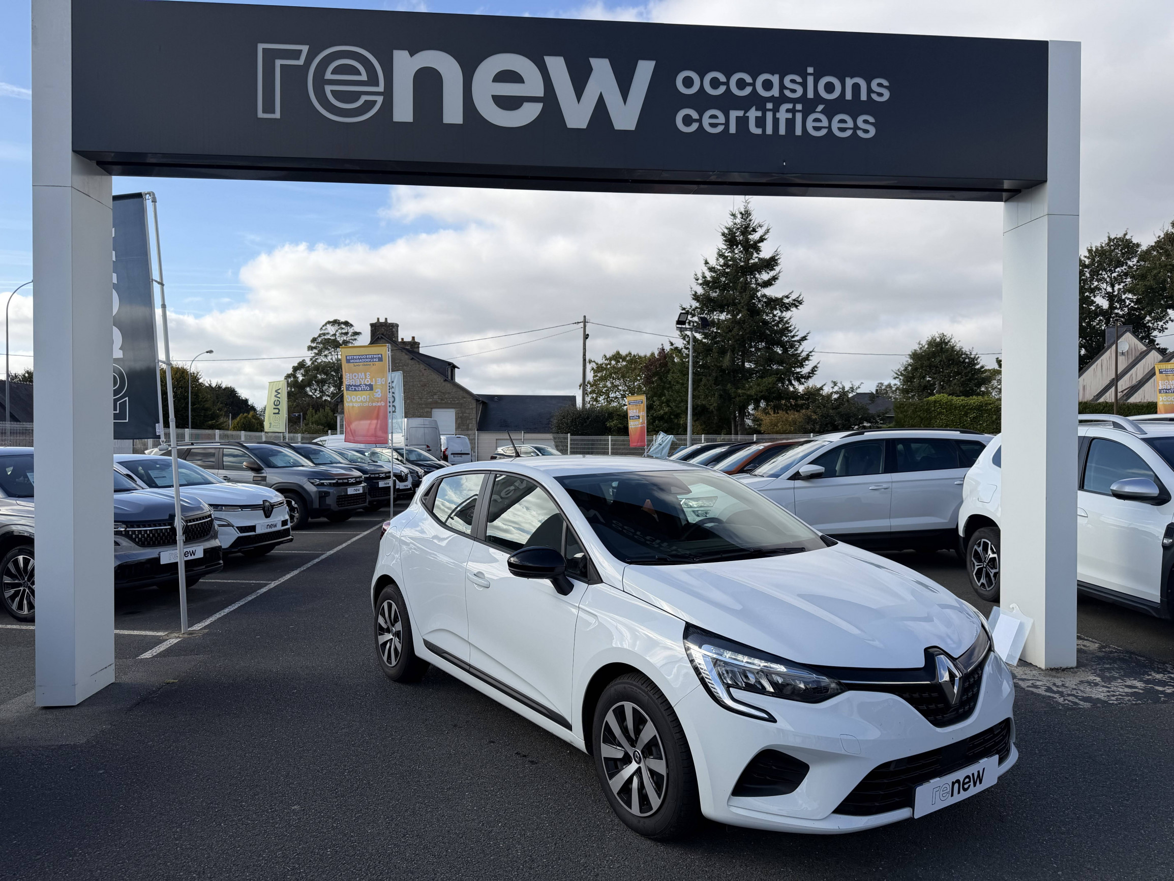 Renault Clio 5 Clio TCe 90 occasion de 2023 en vente à Lannion