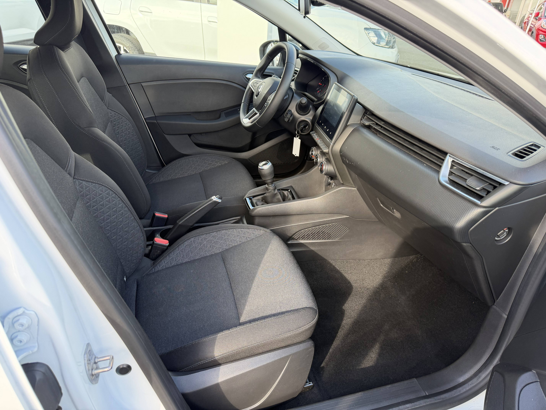 Vente en ligne Renault Clio 5 Clio TCe 90 au prix de 13 890 €