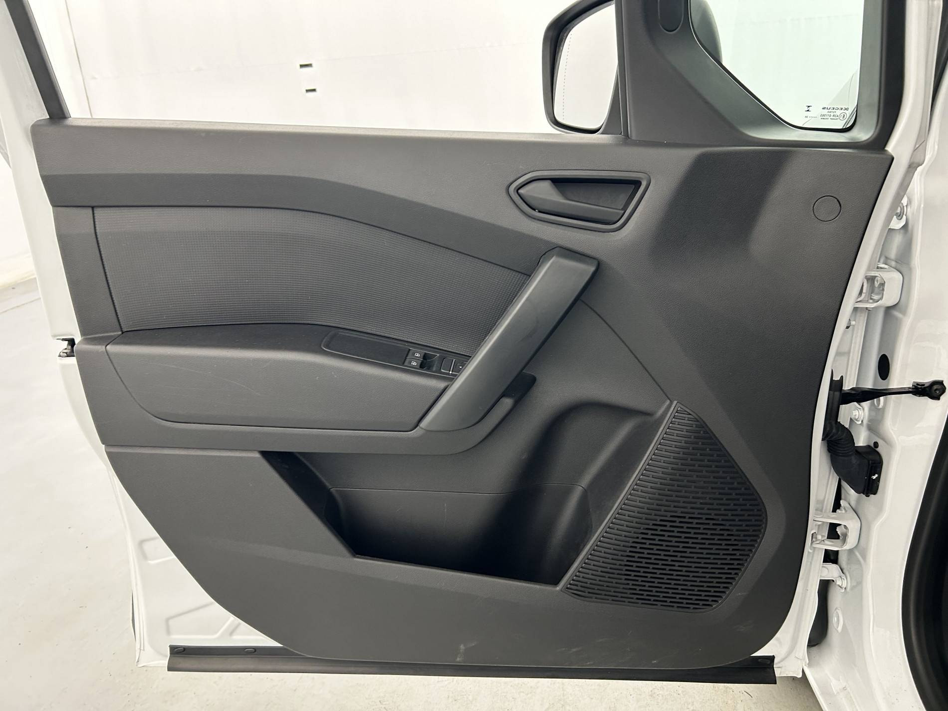 Vente en ligne Renault Kangoo Van  BLUE DCI 95 au prix de 18 990 €