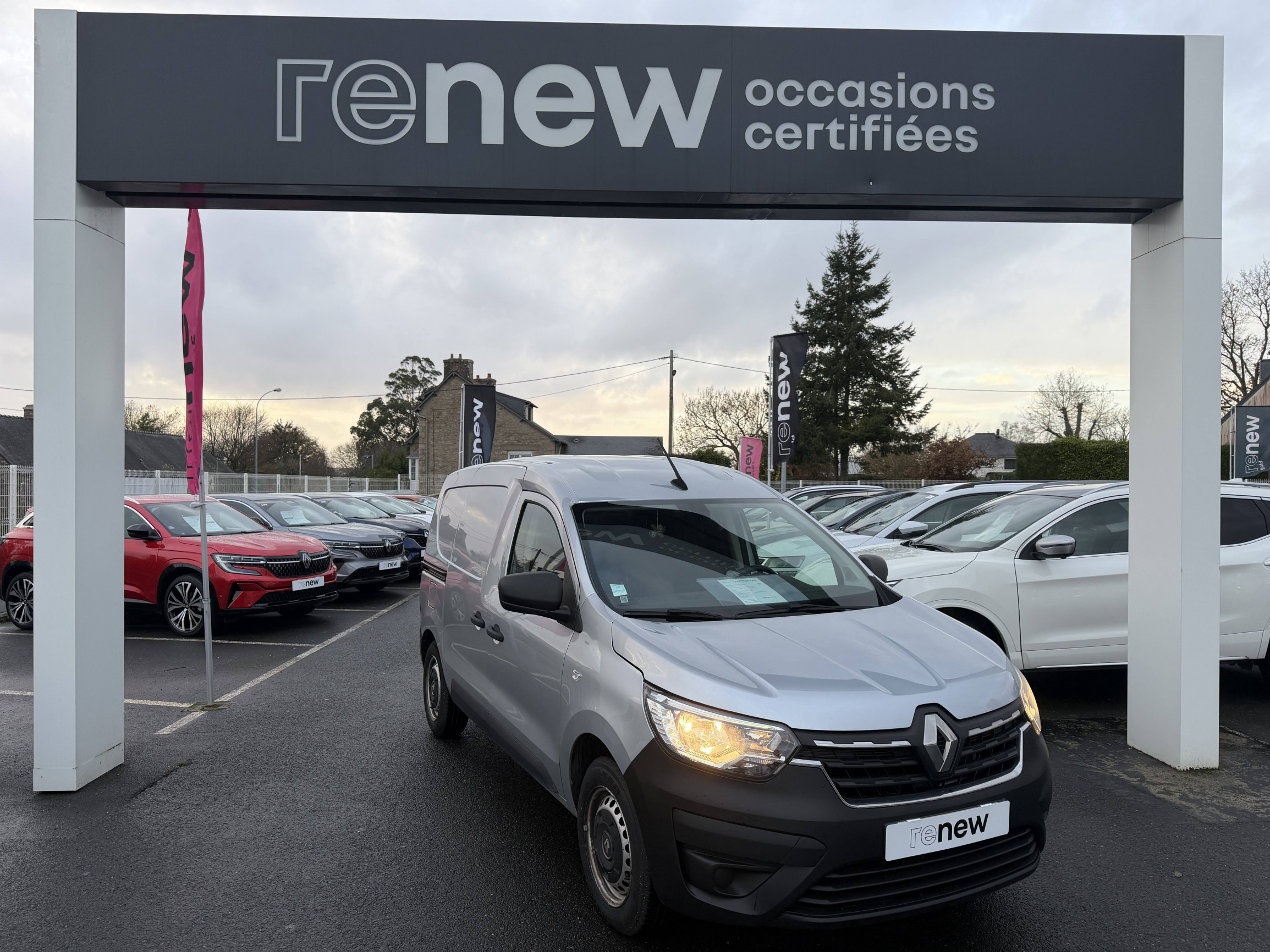 Renault Express Van  BLUE DCI 95 occasion de 2021 en vente à Lannion