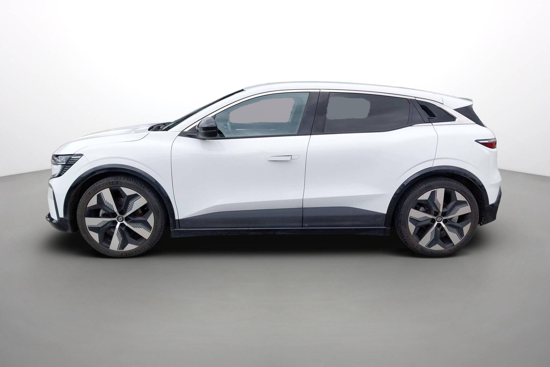 Vente en ligne Renault Megane E-Tech  EV60 220 ch super charge au prix de 21 990 €