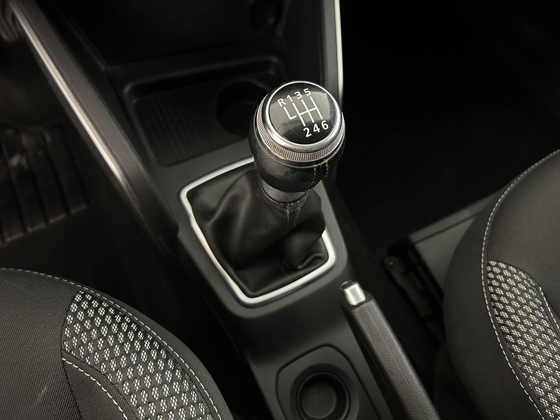 Vente en ligne Dacia Duster  TCe 130 FAP 4x2 au prix de 14 590 €