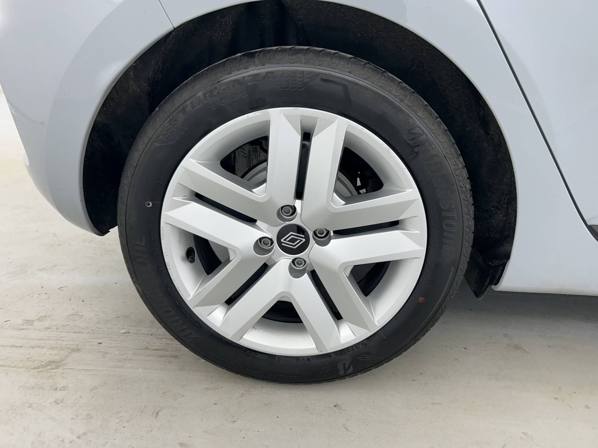 Vente en ligne Renault Clio 5 Clio E-Tech full hybrid 145 ch GSR2 au prix de 19 490 €