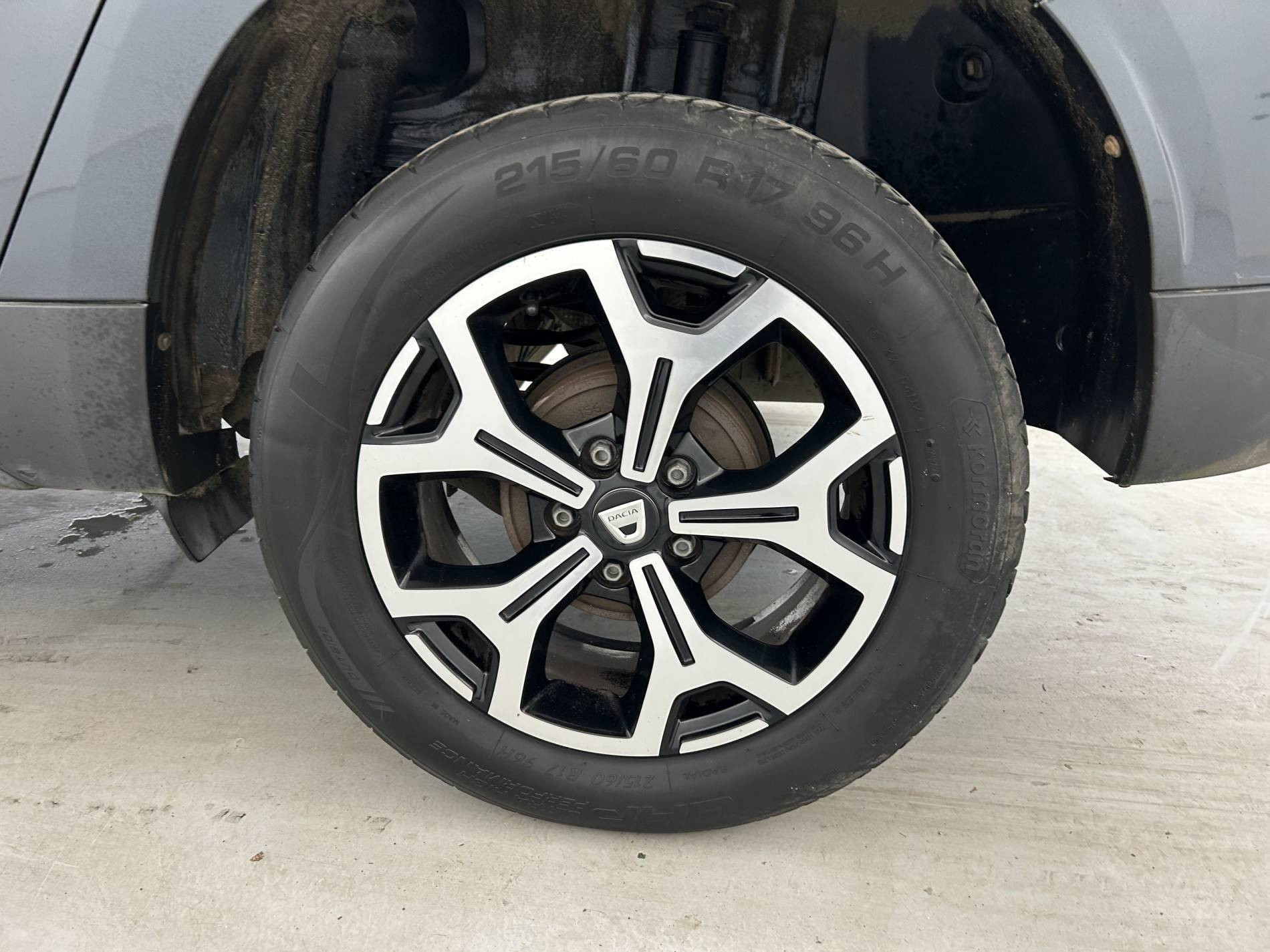 Vente en ligne Dacia Duster  TCe 130 FAP 4x2 au prix de 14 590 €