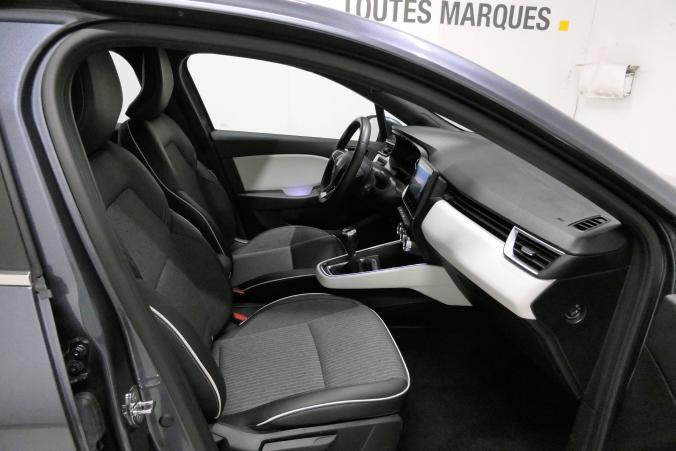 Vente en ligne Renault Clio 5 Clio TCe 90 - 21N au prix de 15 990 €