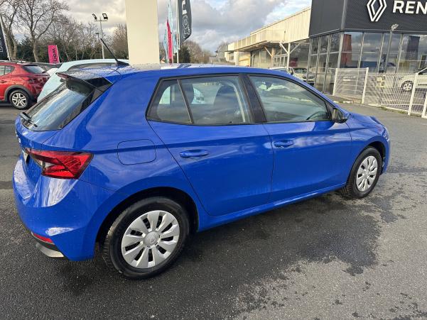 Vente en ligne Skoda Fabia  1.0 MPI 65 ch BVM5 au prix de 12 990 €