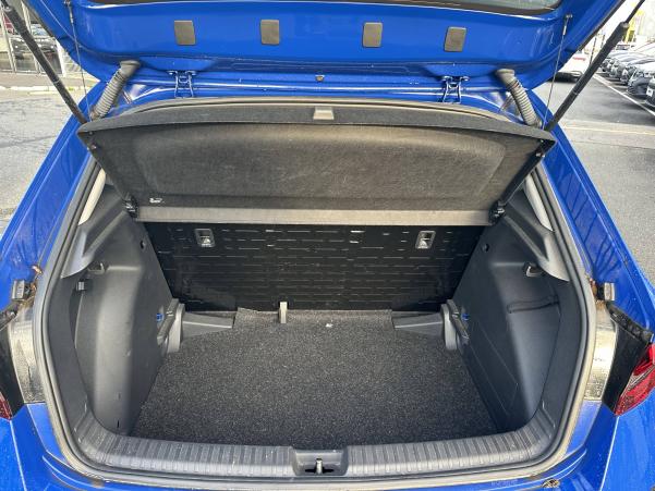 Vente en ligne Skoda Fabia  1.0 MPI 65 ch BVM5 au prix de 12 990 €