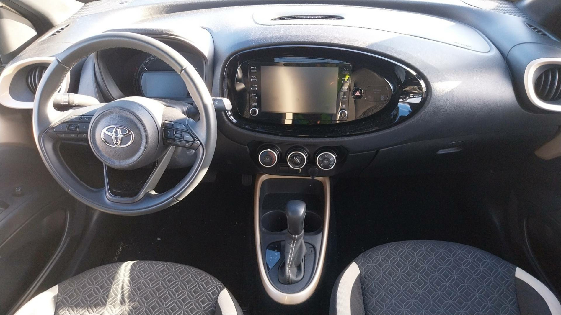 Vente en ligne Toyota Aygo X  1.0 VVT-i 72 S-CVT au prix de 15 490 €