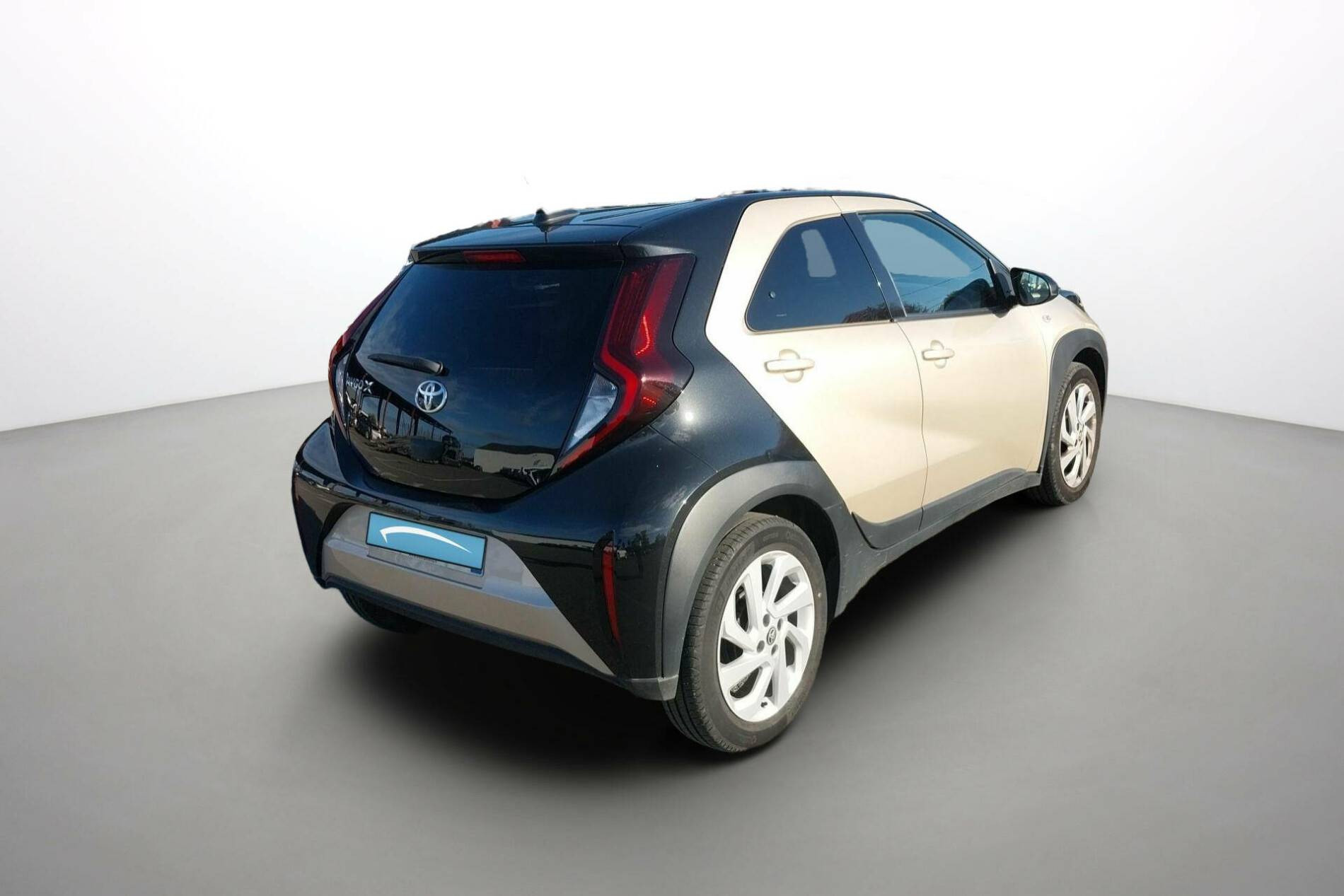 Vente en ligne Toyota Aygo X  1.0 VVT-i 72 S-CVT au prix de 15 490 €