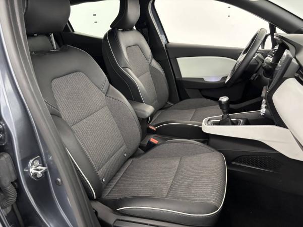 Vente en ligne Renault Clio 5 Clio TCe 90 - 21N au prix de 14 990 €