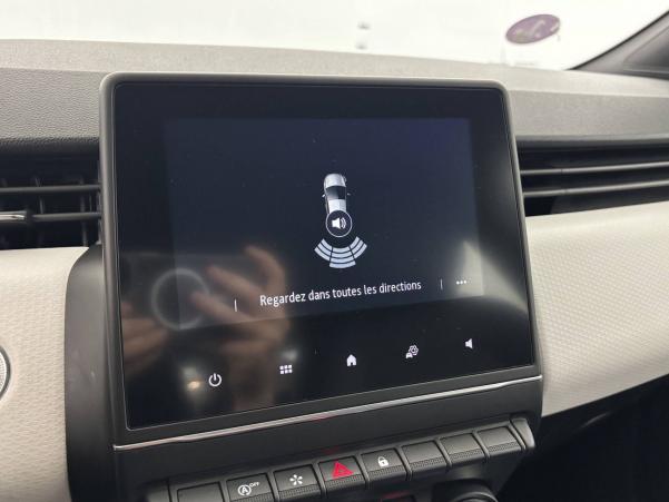Vente en ligne Renault Clio 5 Clio TCe 90 - 21N au prix de 14 990 €