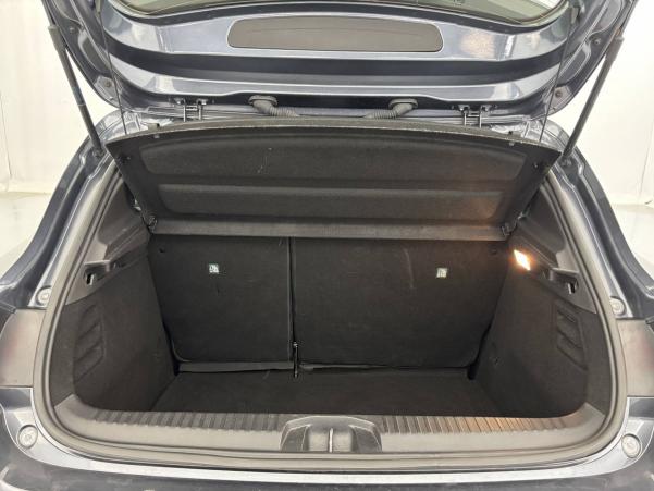 Vente en ligne Renault Clio 5 Clio TCe 90 - 21N au prix de 14 990 €