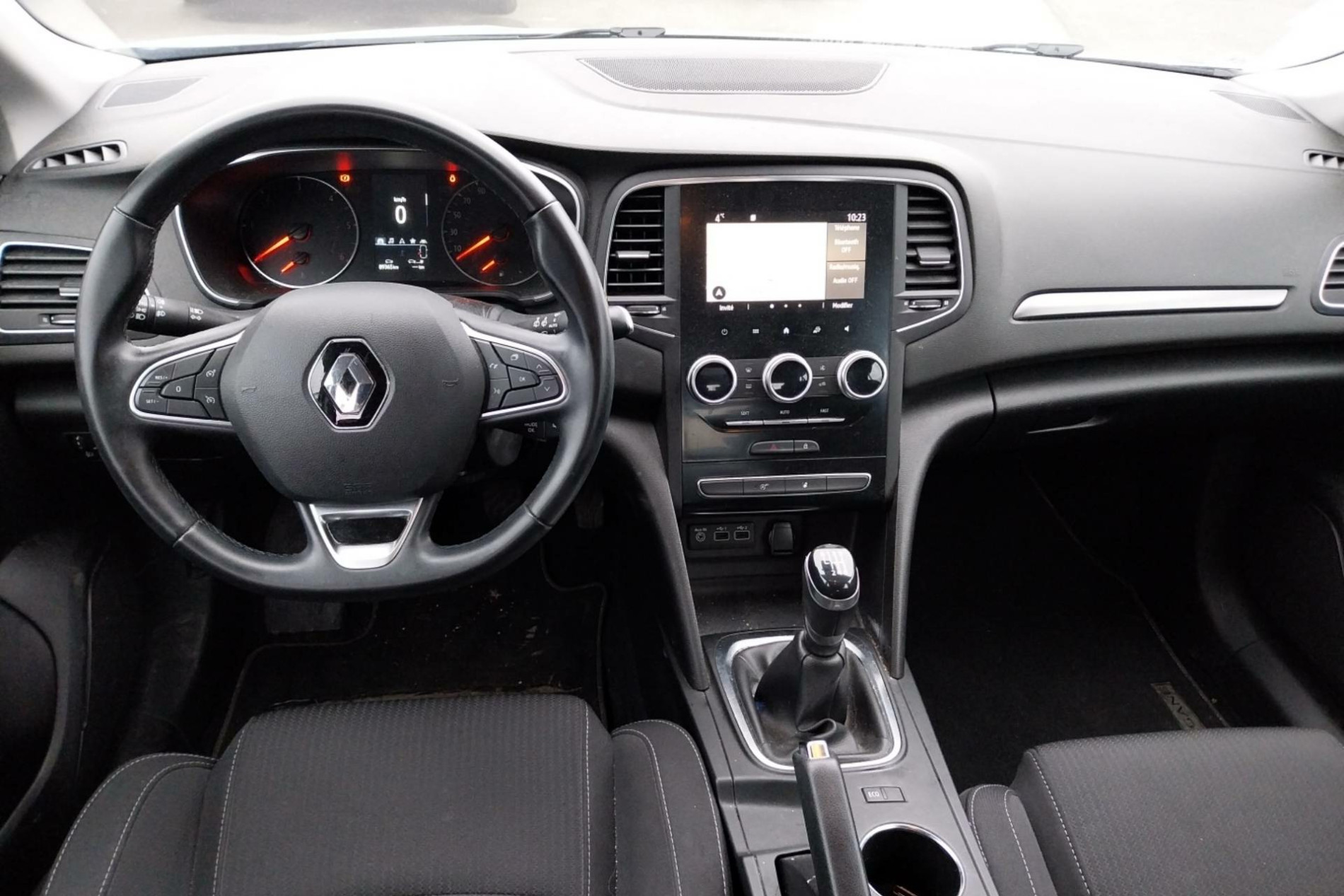 Vente en ligne Renault Megane 4 Mégane IV Berline Blue dCi 115 - 21B au prix de 15 290 €