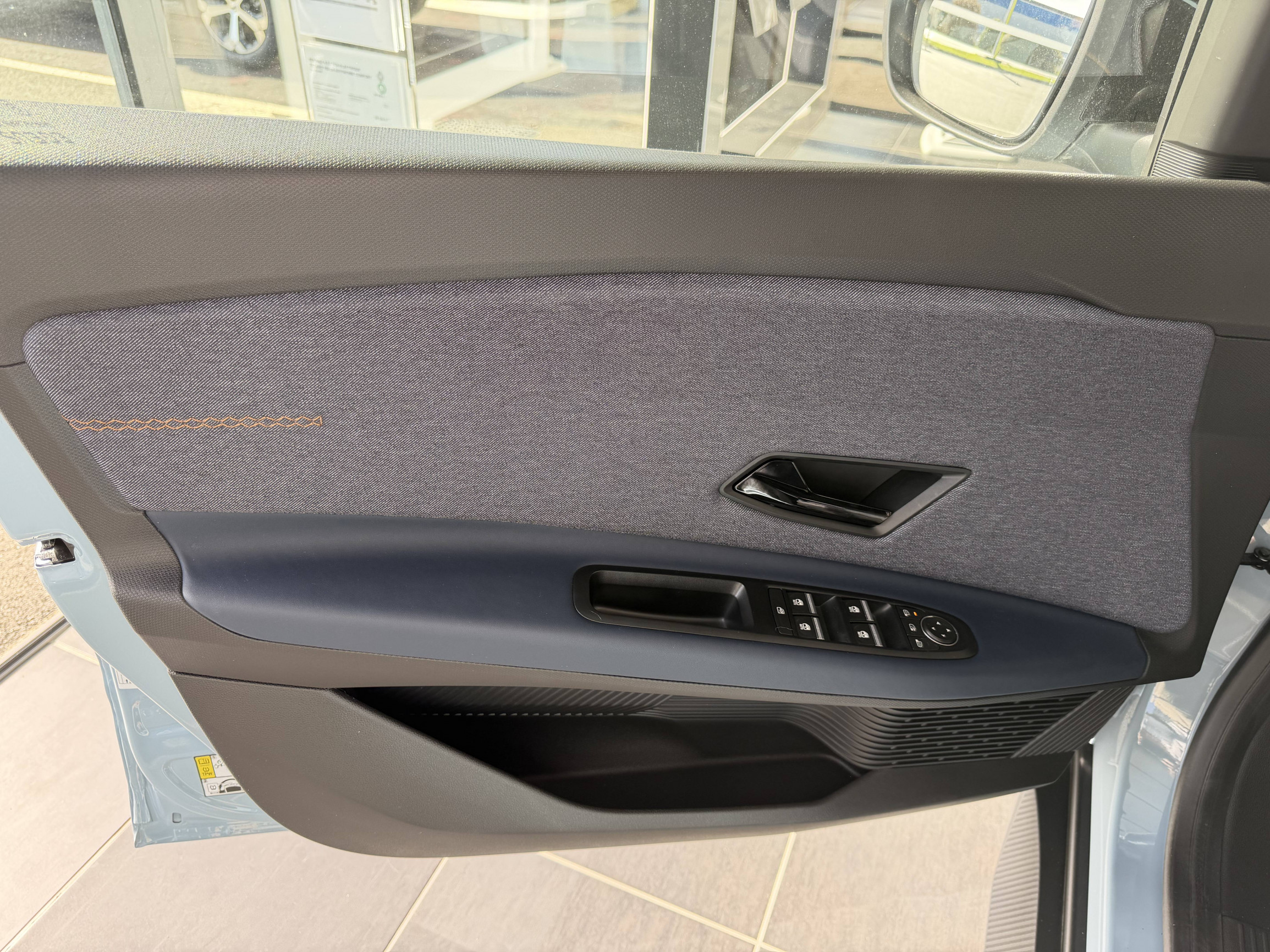 Vente en ligne Renault R4 E-Tech  150 ch autonomie confort au prix de 34 990 €