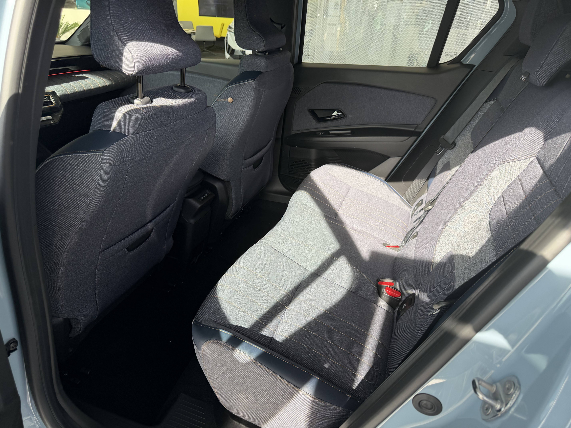 Vente en ligne Renault R4 E-Tech  150 ch autonomie confort au prix de 34 990 €