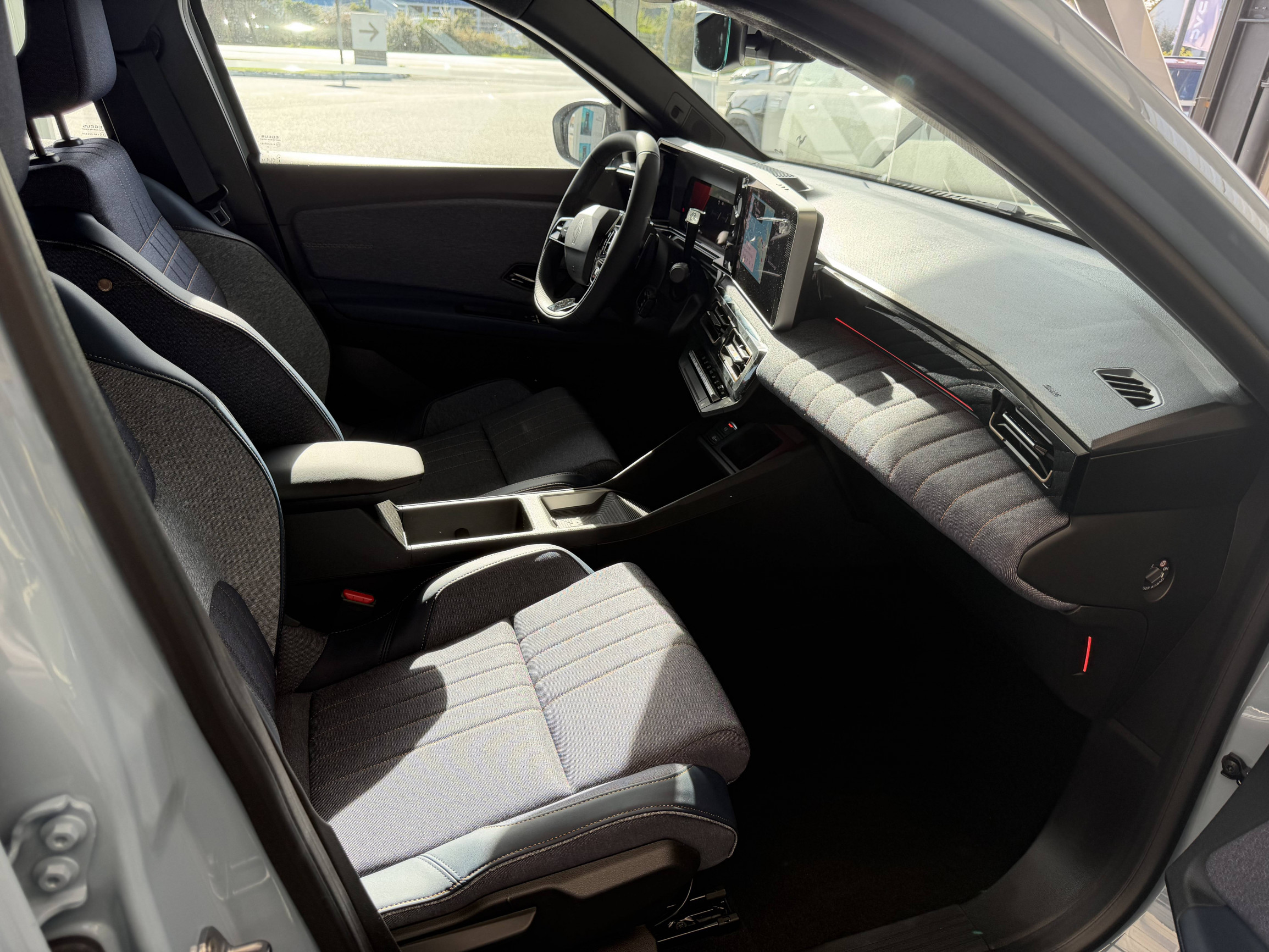 Vente en ligne Renault R4 E-Tech  150 ch autonomie confort au prix de 34 990 €