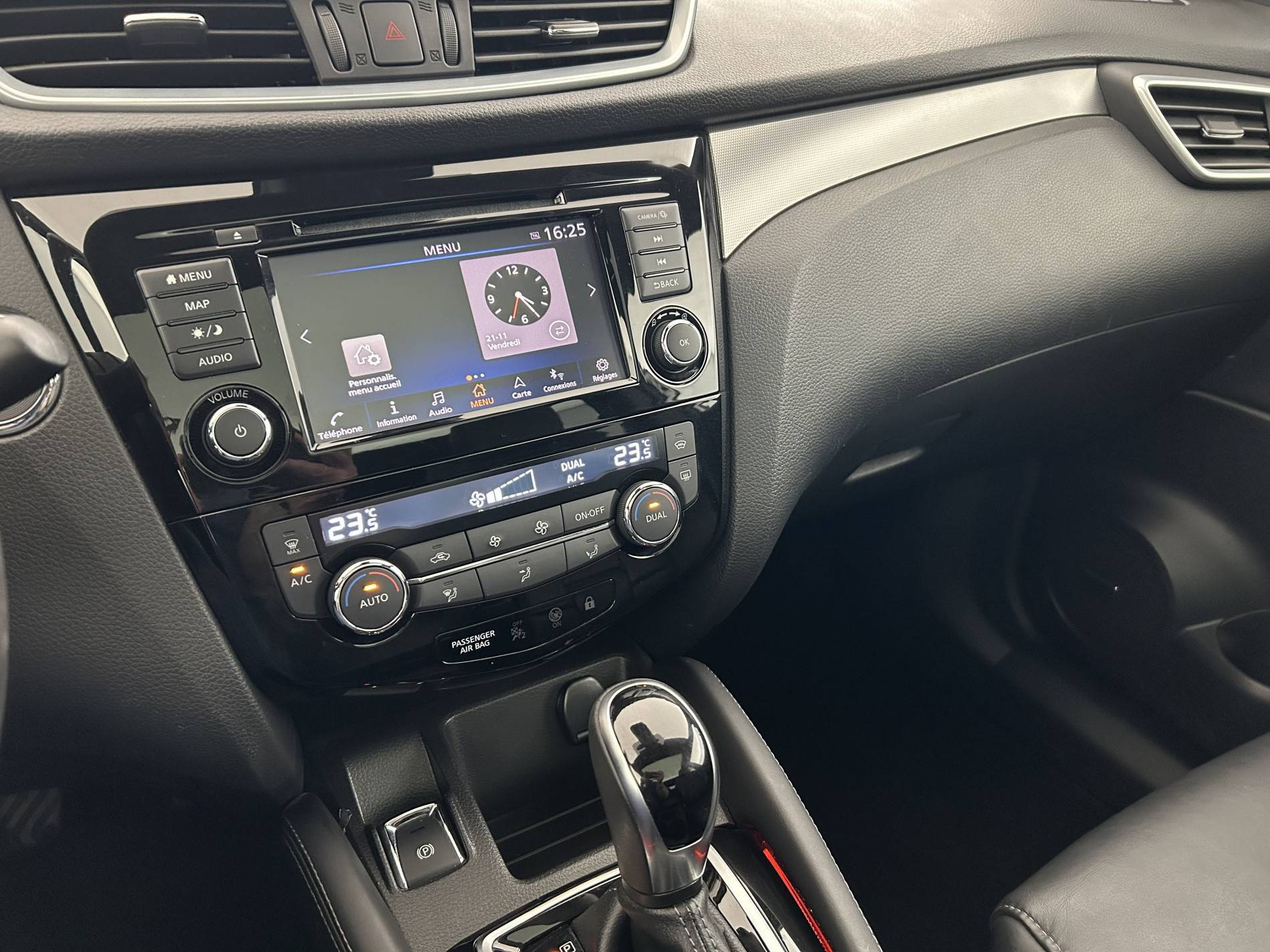 Vente en ligne Nissan Qashqai Qashqai 1.3 DIG-T 160 DCT au prix de 20 990 €