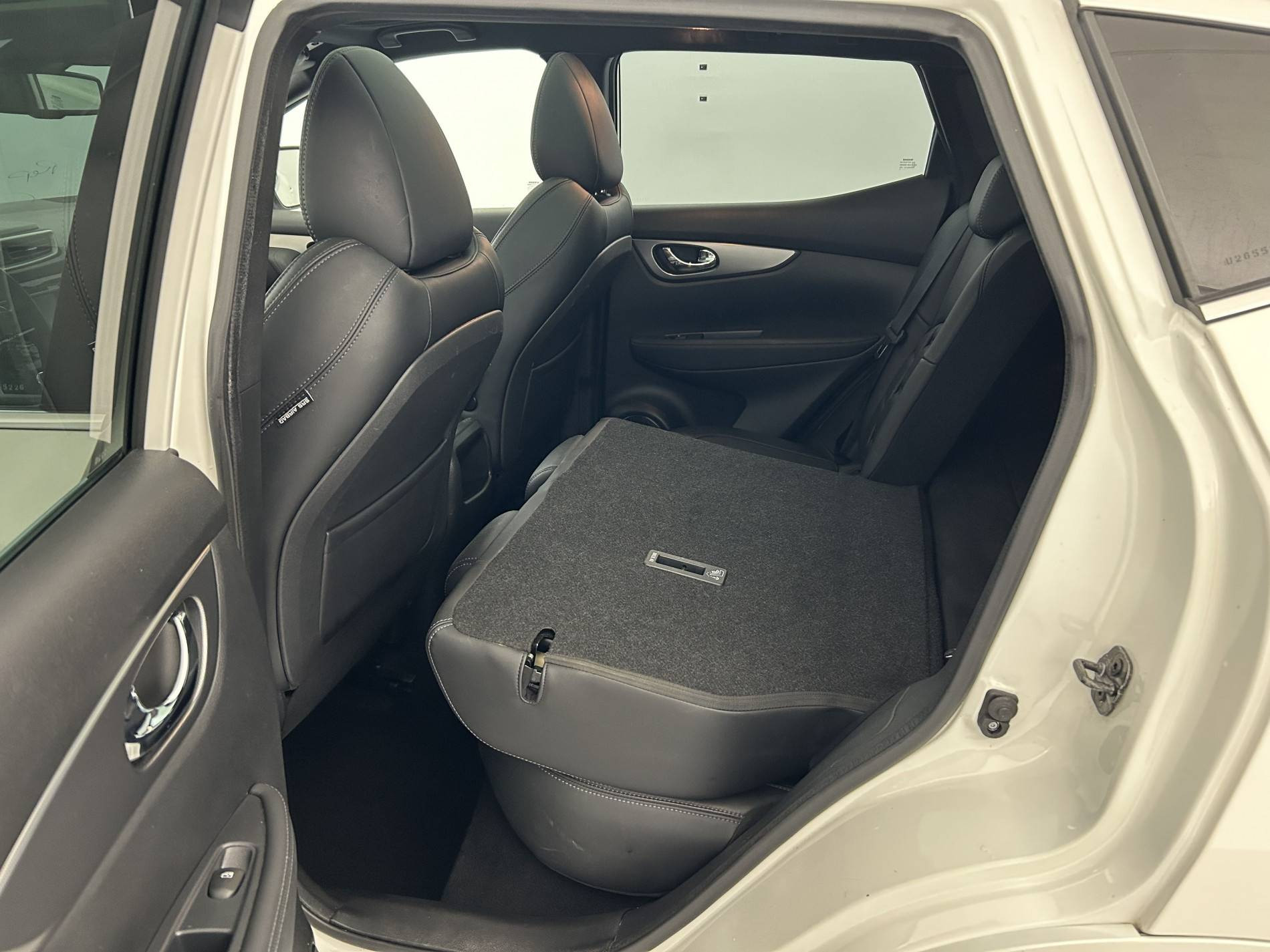 Vente en ligne Nissan Qashqai Qashqai 1.3 DIG-T 160 DCT au prix de 20 990 €