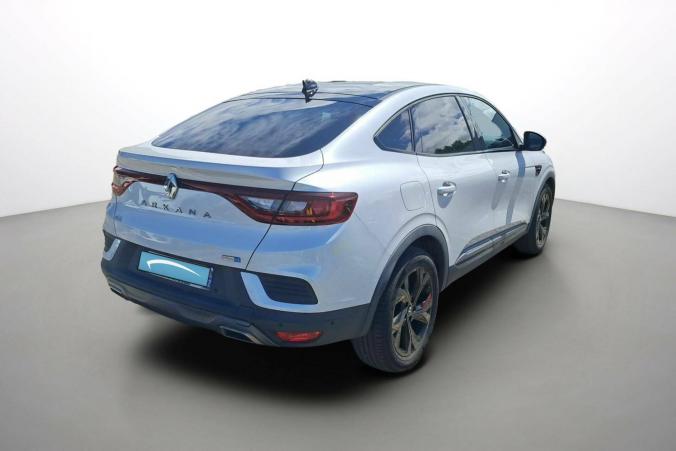 Vente en ligne Renault Arkana  E-Tech 145 - 21B au prix de 20 990 €