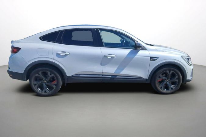 Vente en ligne Renault Arkana  E-Tech 145 - 21B au prix de 20 990 €