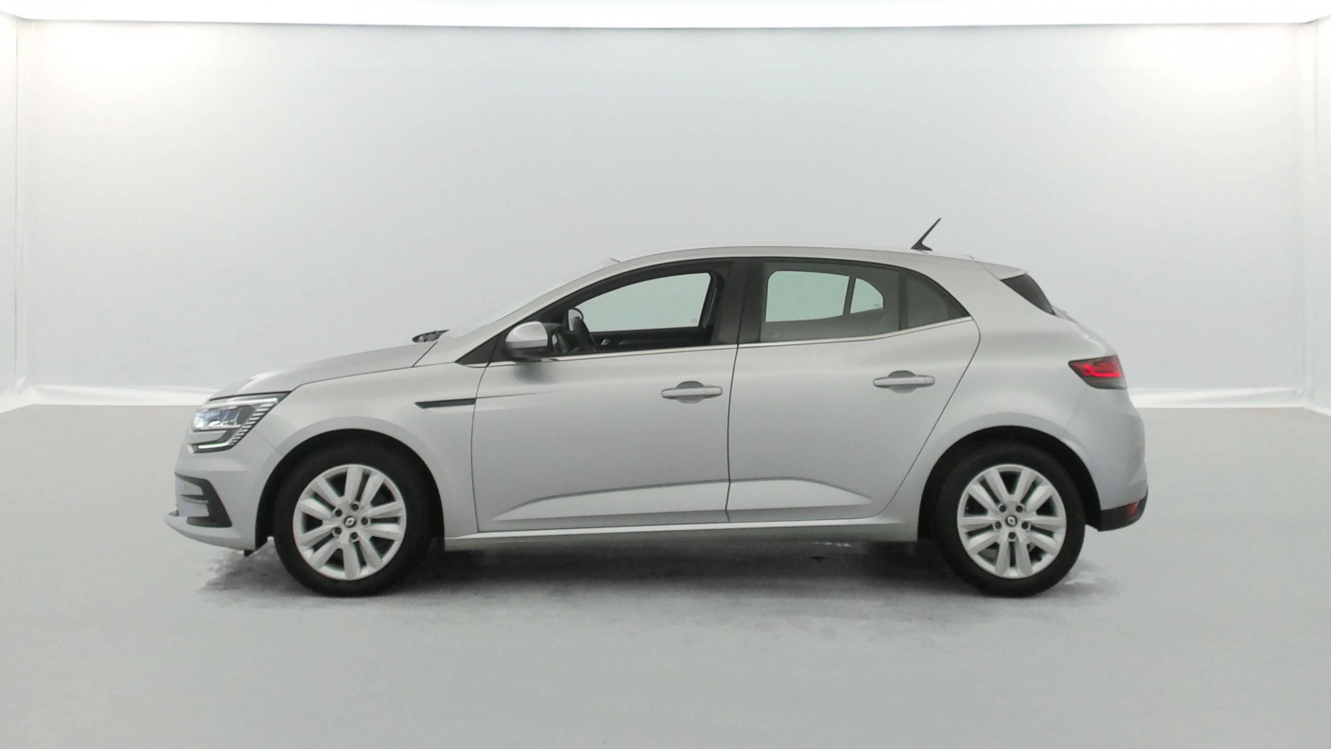 Vente en ligne Renault Megane 4 Mégane IV Berline Blue dCi 115 - 21B au prix de 14 790 €