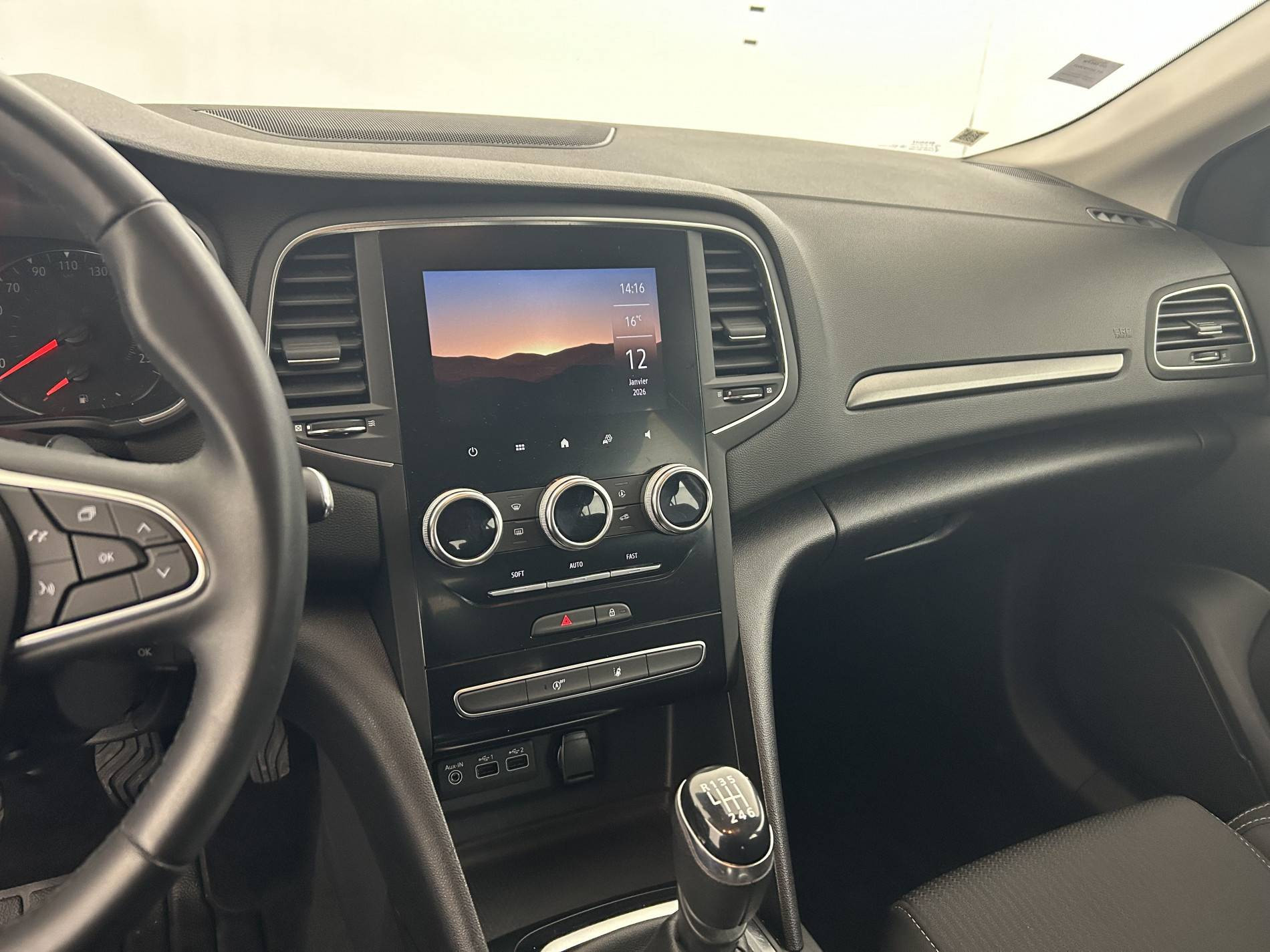 Vente en ligne Renault Megane 4 Mégane IV Berline Blue dCi 115 - 21B au prix de 14 790 €