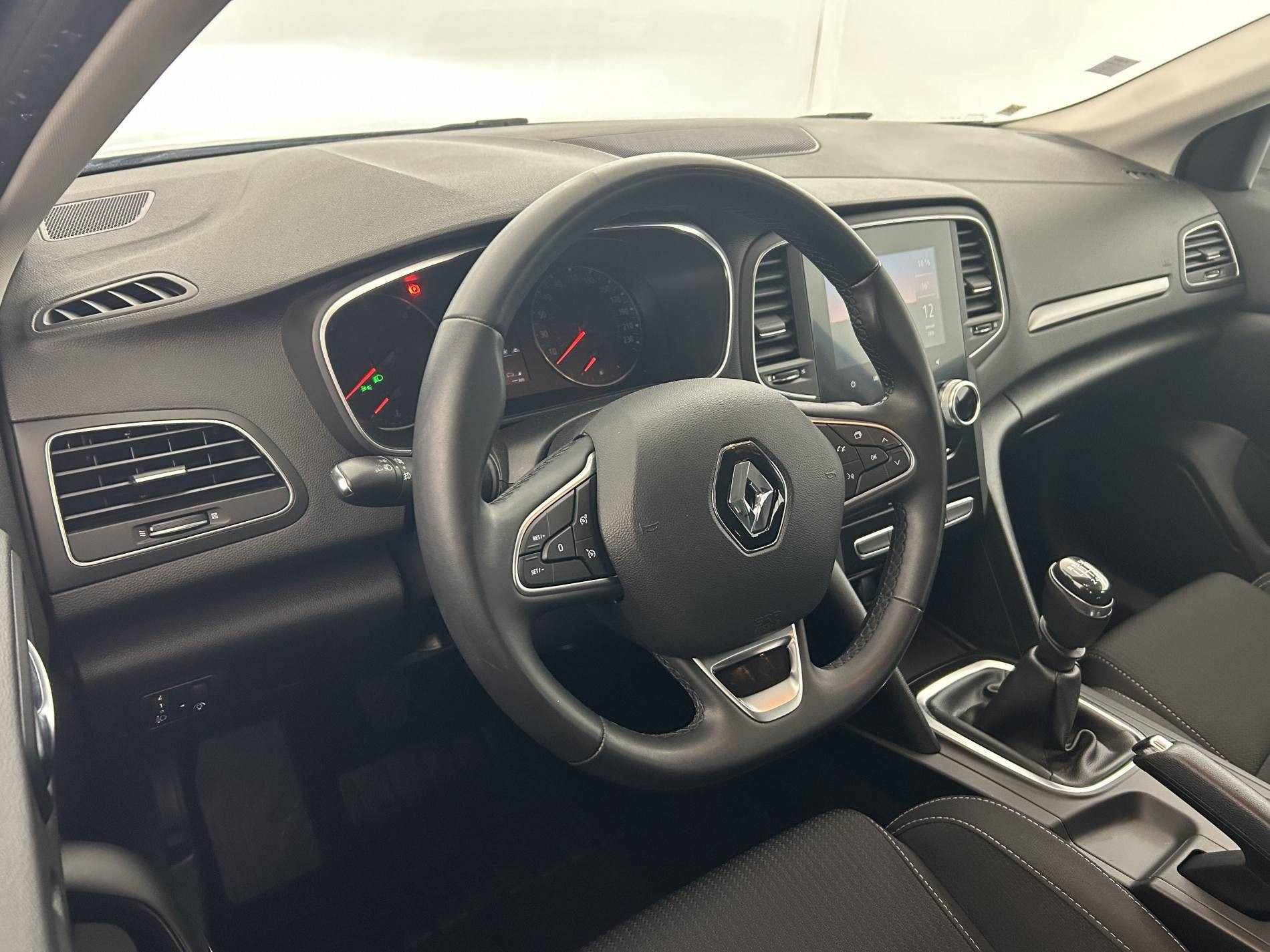 Vente en ligne Renault Megane 4 Mégane IV Berline Blue dCi 115 - 21B au prix de 14 790 €